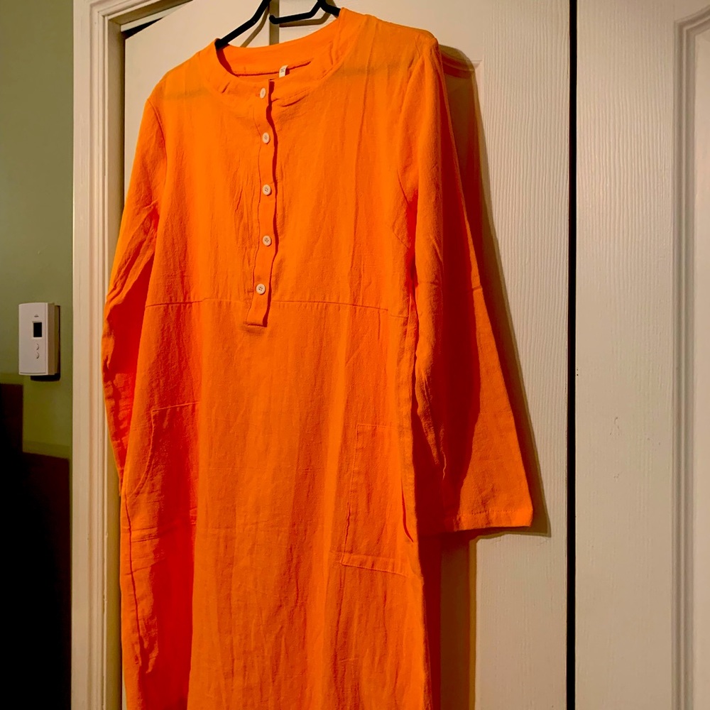 New Cotton dress with front pockets